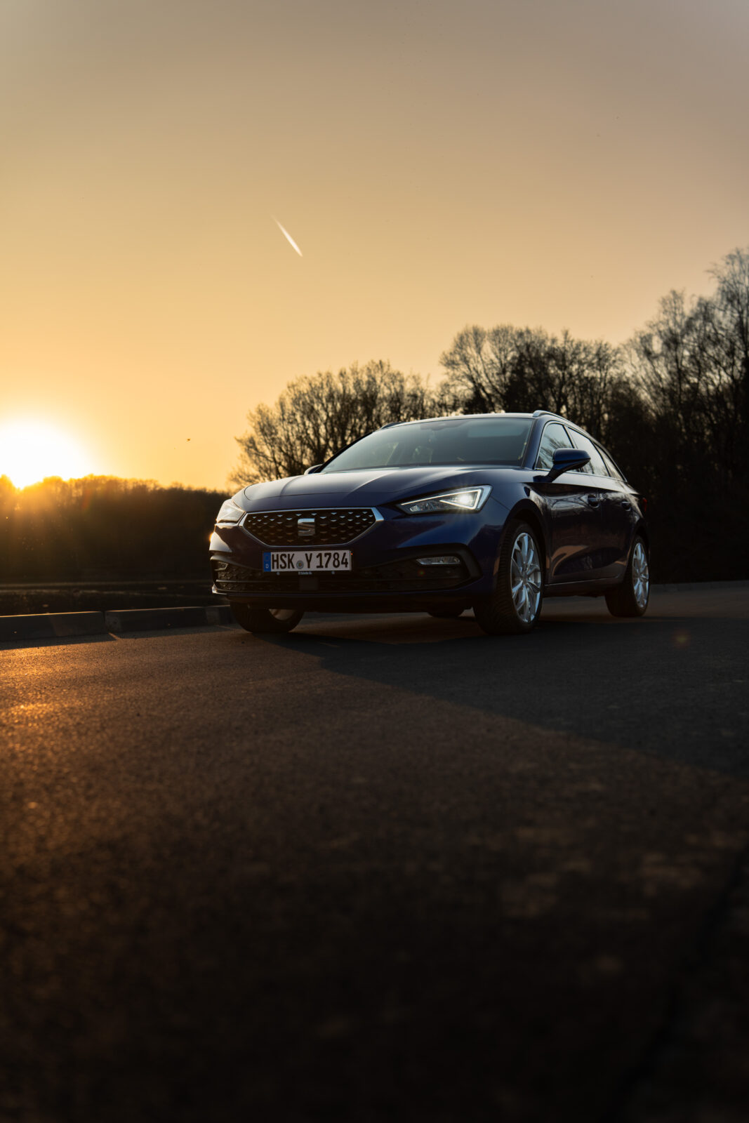 automotive-fotografie-sauerland-suv-sonnenuntergang