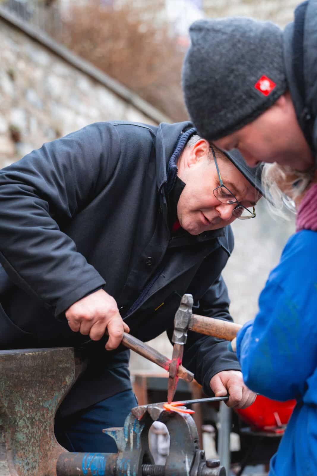 handwerk-schmied-weihnachtsmarkt-event
