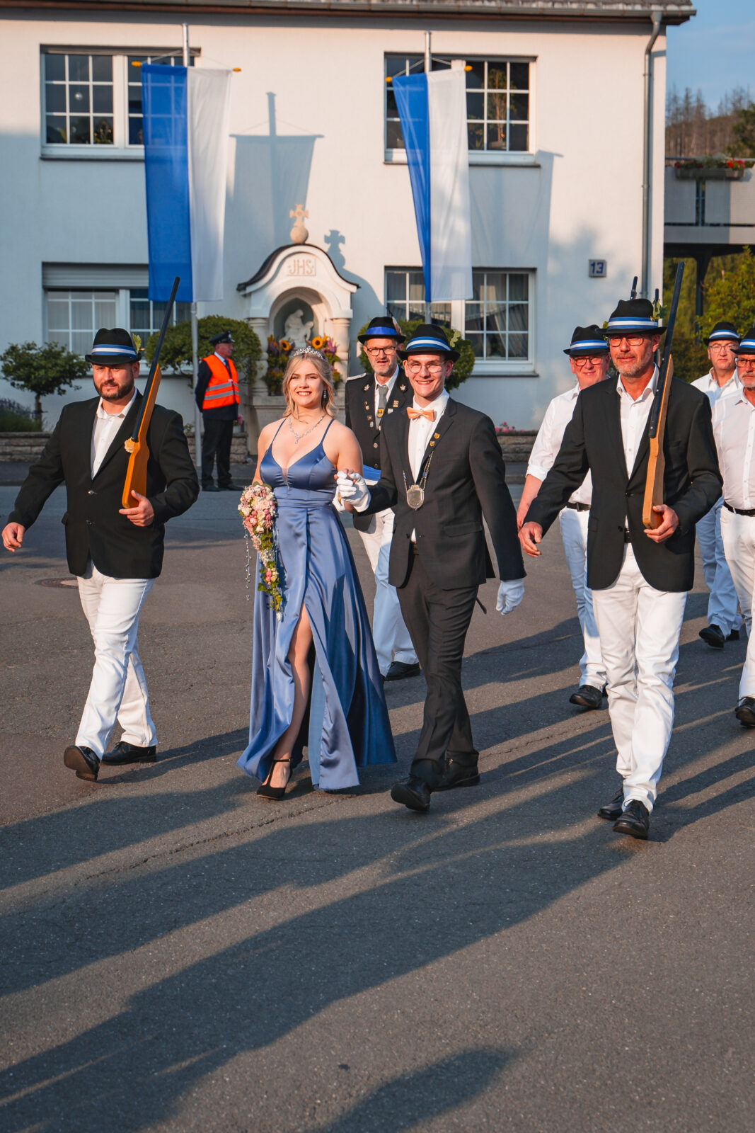 jungschuetzen-koenigspaar-sauerland-hoppecke